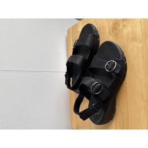 Skechers Relaxed Fit Yoga Foam Black Buckle Sandals Size 7.5